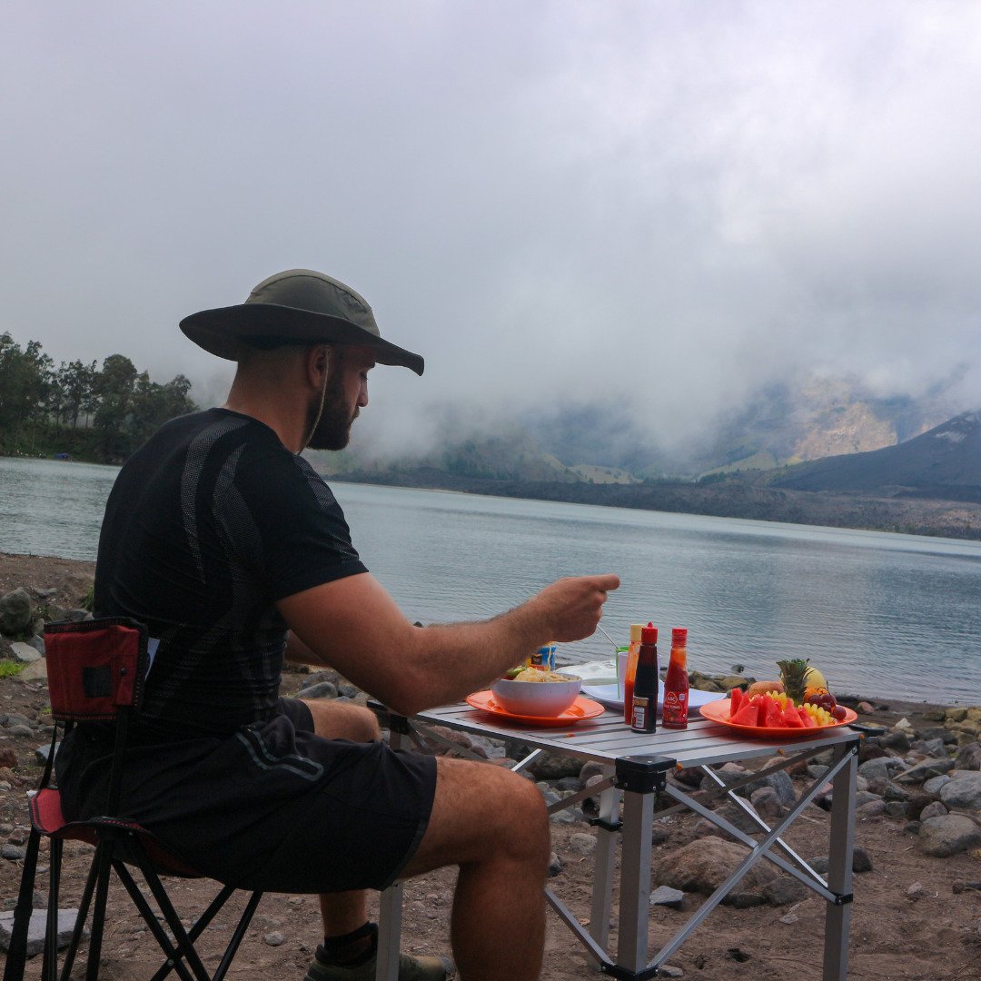 Hiking Rinjani Volcano: A Journey Above the Clouds